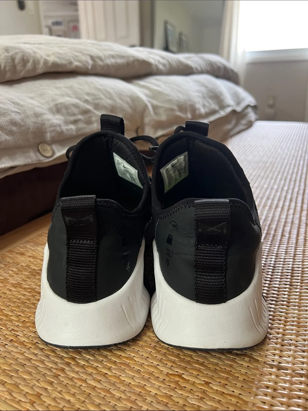 Nike Womens Black and White Athletic Sneakers